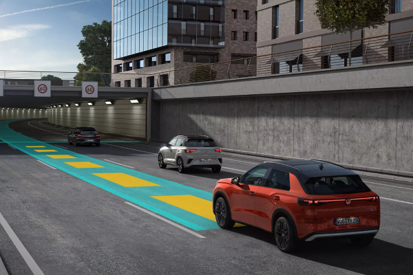 T-Roc_travel_assist_600x400